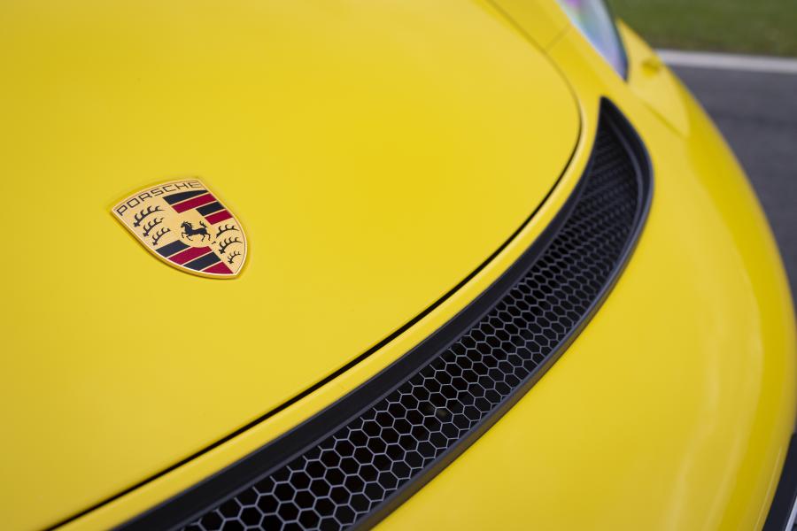 Детали экстерьера Porsche 718 Cayman GT4 (982C) 2019 года  (WW) (фото 142 из 190)